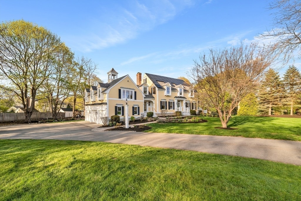 18 Ocean Ave, Newburyport, MA