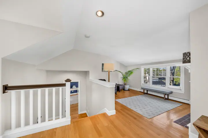 Sitting loft at the stair